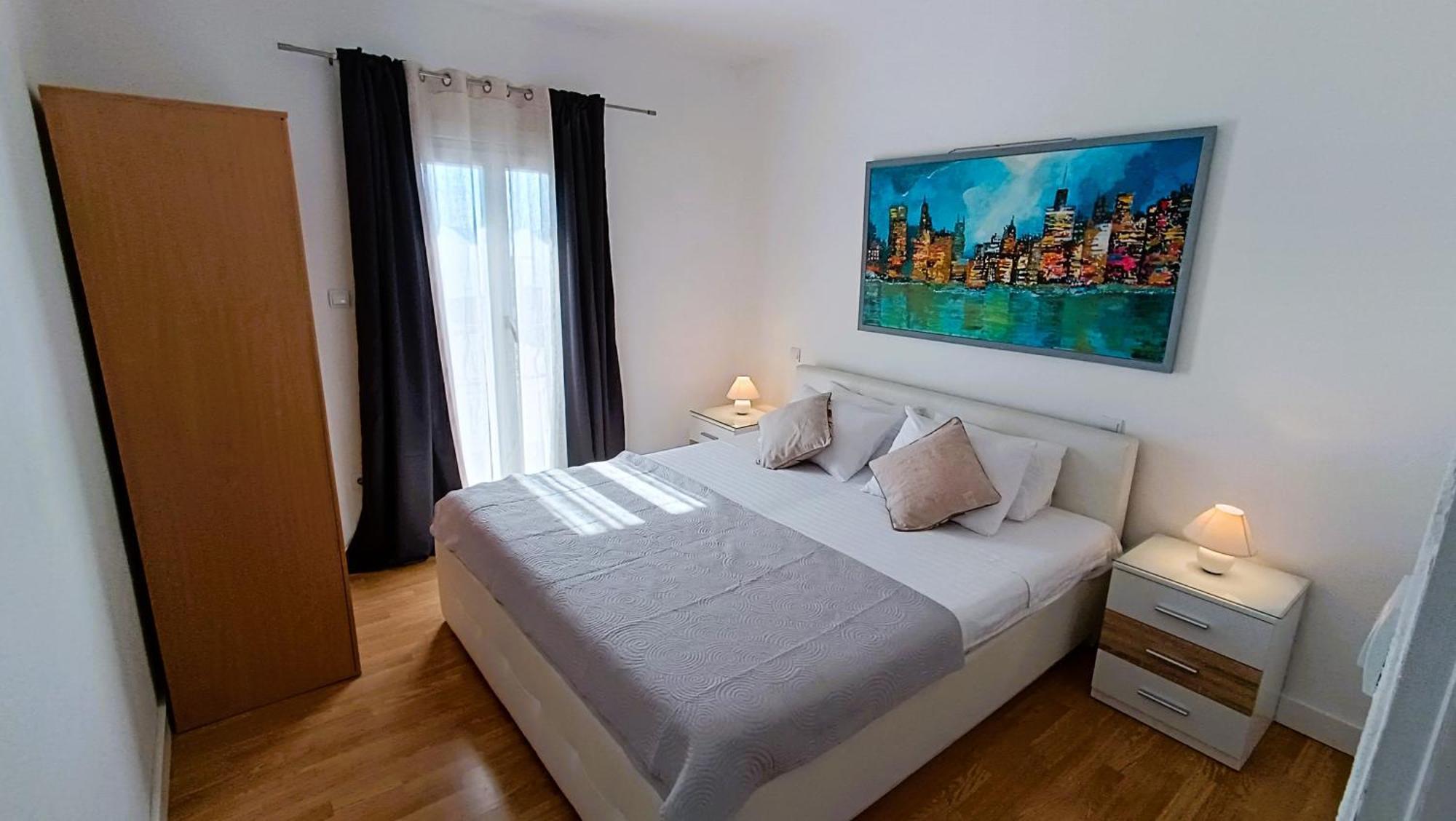 Apartments Ella Makarska Exterior foto